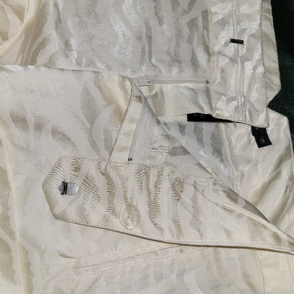Zebra Shorts - Picture 4 of 4